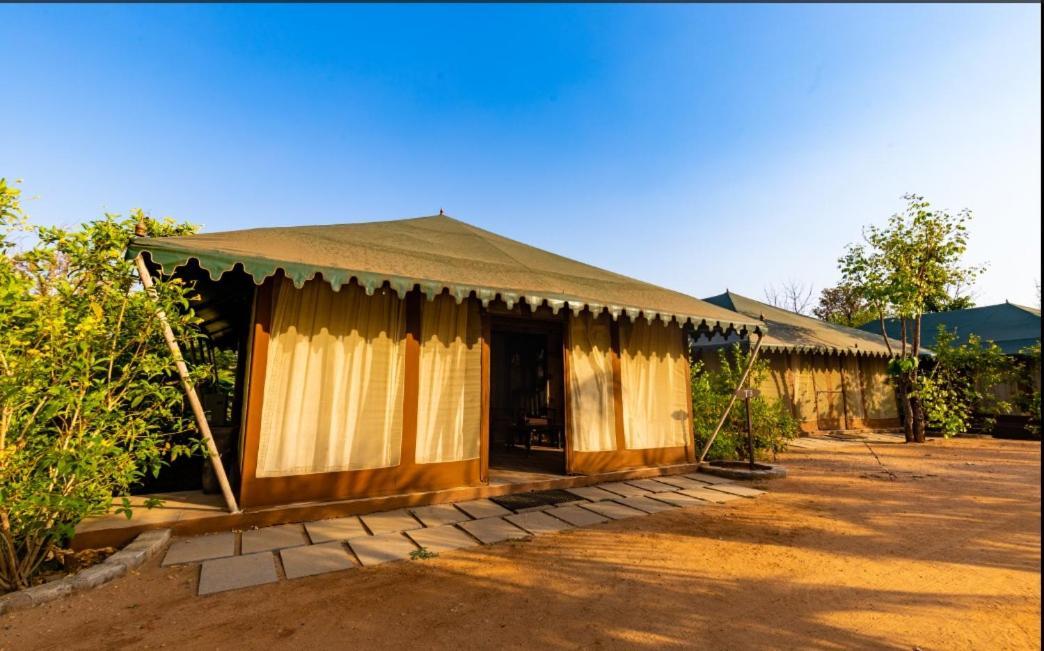 Mayur The Karma Otel Seoni  Dış mekan fotoğraf