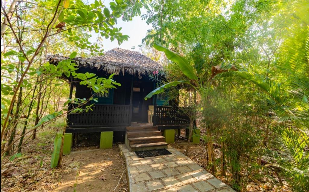 Mayur The Karma Otel Seoni  Dış mekan fotoğraf